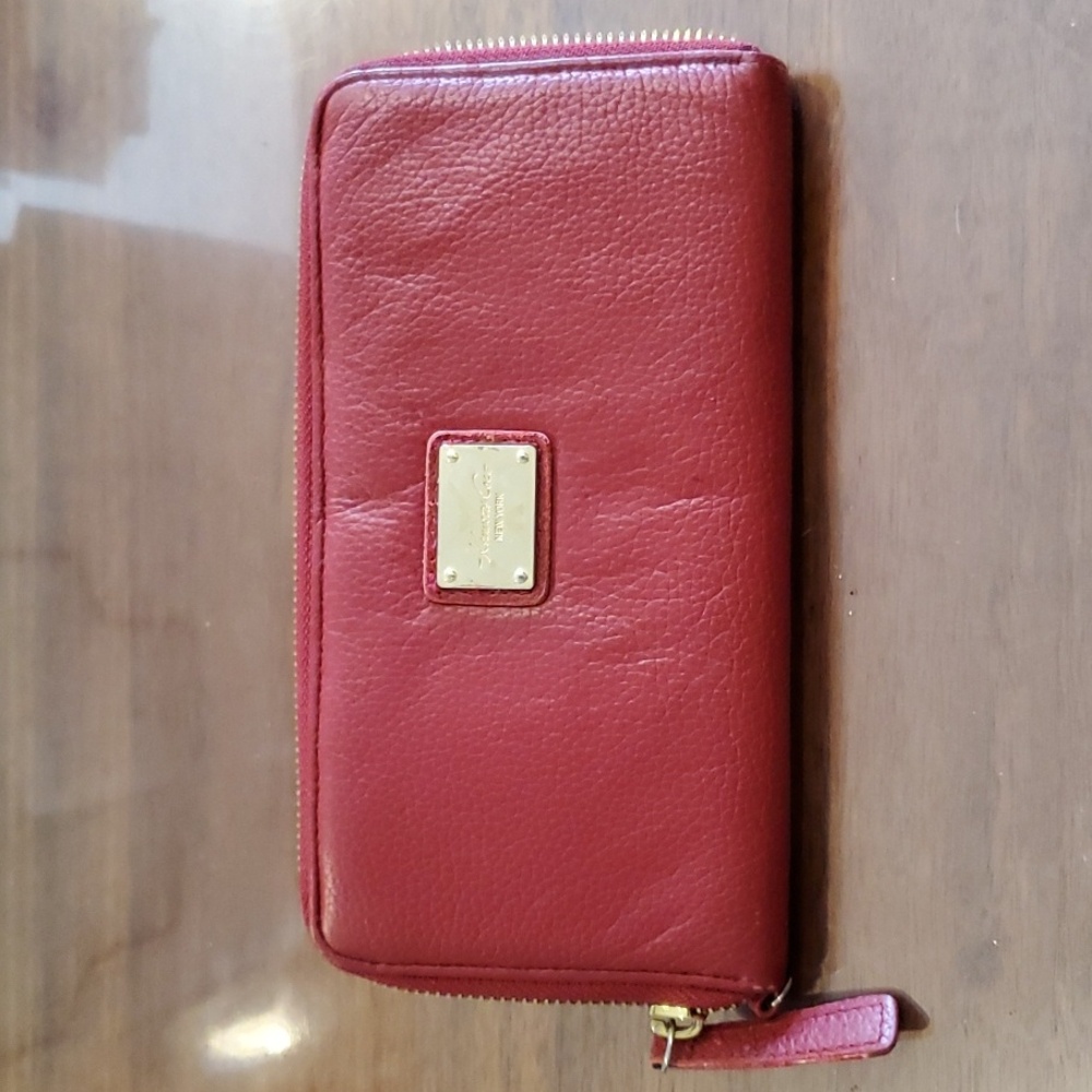 Kenneth Cole Leather 3/4 Zip Red Wallet